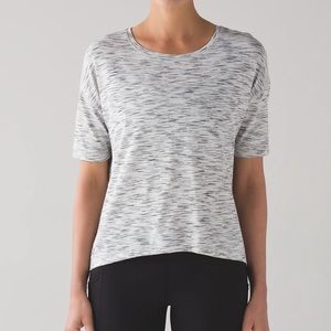 Lululemon | Run It Out Tee | Tiger Space Dye Black White | Size 6/8?
